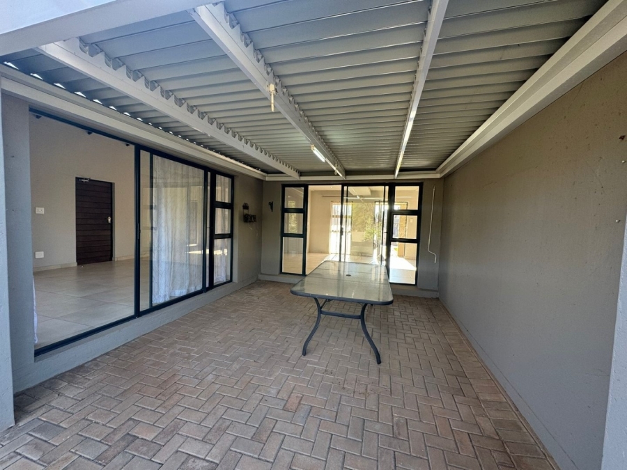 2 Bedroom Property for Sale in Leloko Lifestyle Estate North West